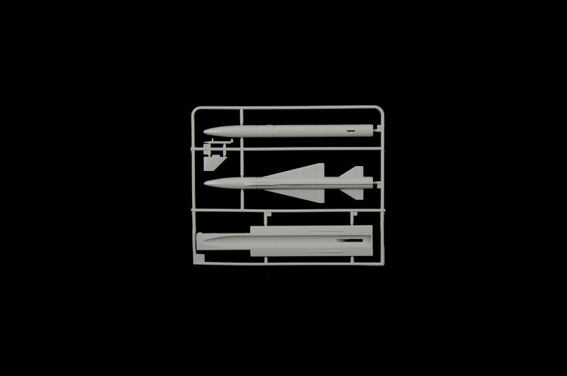 Italeri 1440 Tu-22M2 Backfire-B 1/72  – image 10