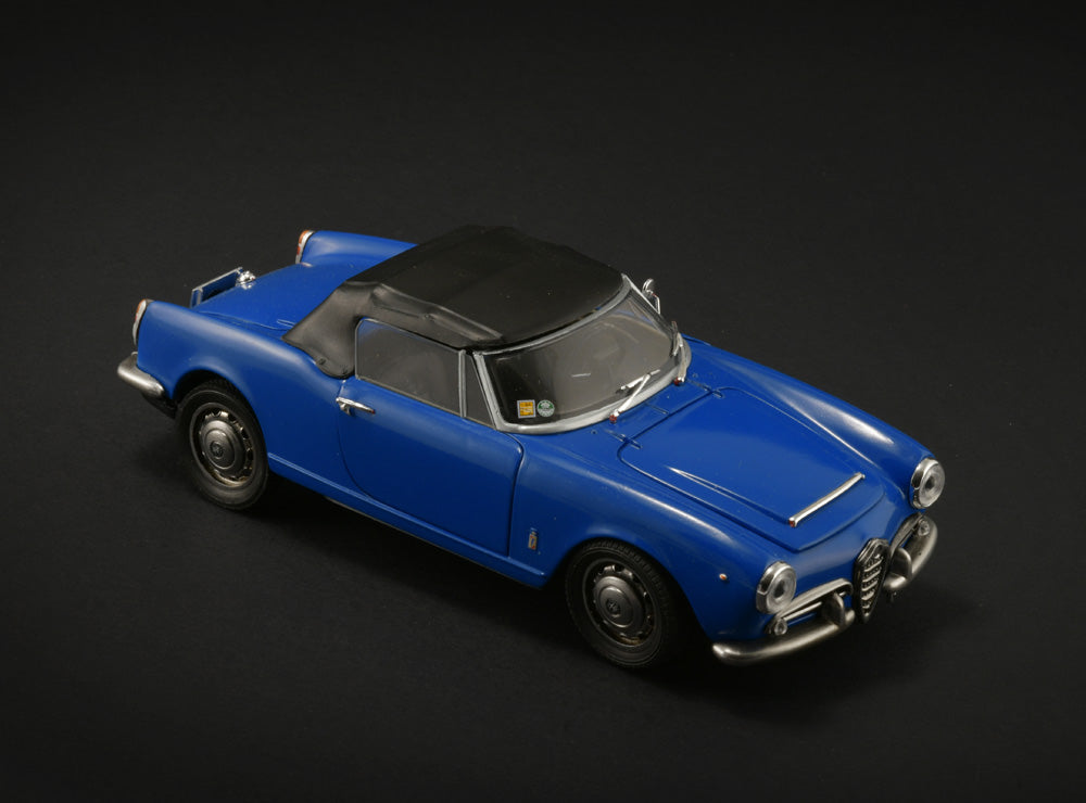 Italeri 3668 Alfa Romeo Giulia 1600 Spider 1/24  – image 6
