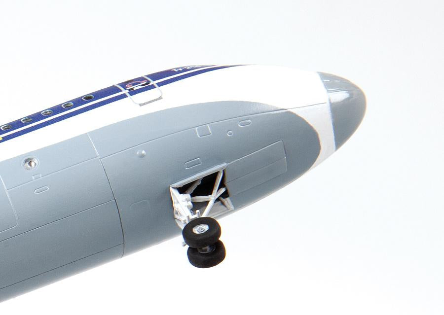 Zvezda 7049 Tu-214 1/144 – imagen 4