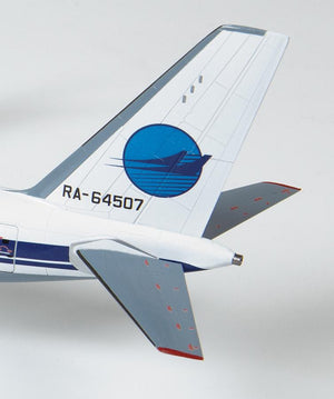 Zvezda 7049 Tu-214 1/144 – imagen 8