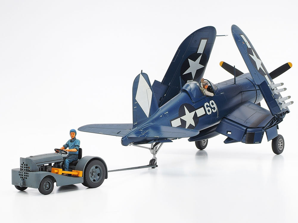 Tamiya 61085 F4U-1D Corsair avec Moto-Tug 1/48 – image 3