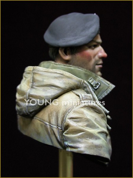Young Miniatures YM1835 British Tank Crew WWII 1/10 – imagen 6
