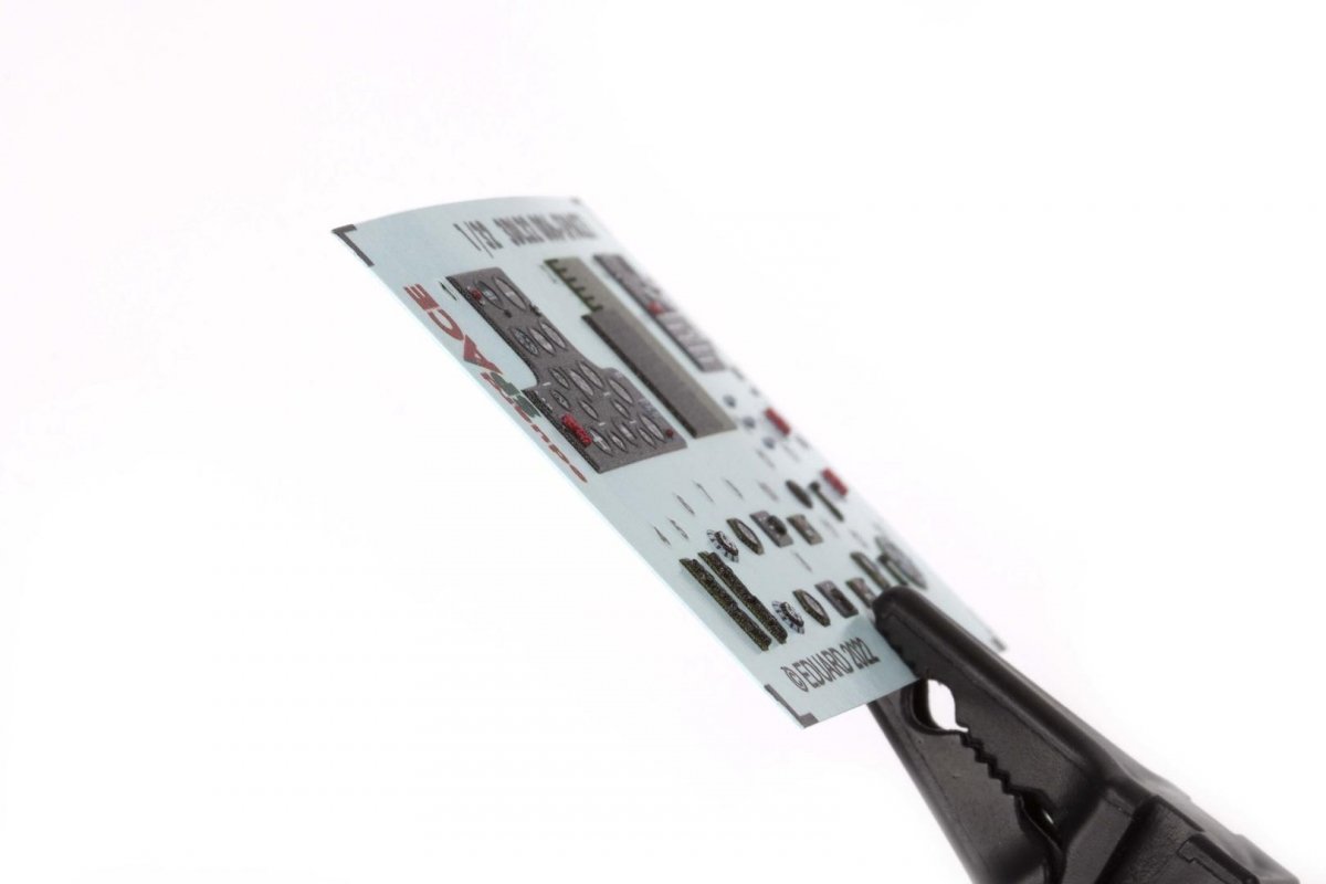 Eduard 3DL32006 Hawk 81-A2 SPACE GWH 1/32 – image 2