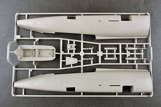 Trumpeter 02246 F-100F Super Saber 1/32 – image 14