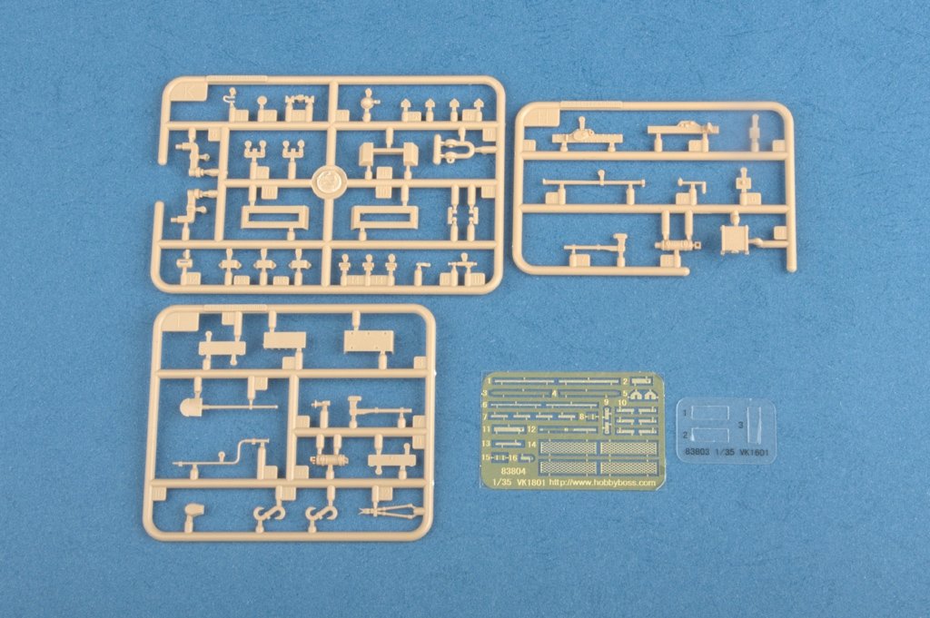Hobby Boss 83804 Pz.Kpfw.I Ausf.F allemand (VK18.01) - Première version (1/35) – image 9