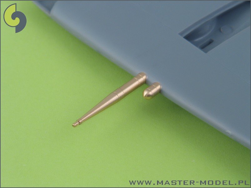 Master AM-48-004 Supermarine Spitfire C wing - Hispano 20mm cannons in fairings 1/48 – imagen 2