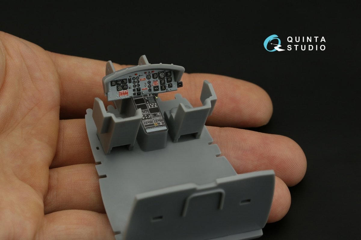 Quinta Studio QDS-48286 UH-1C 3D-Printed &amp;amp; coloured Interior on decal paper (HobbyBoss)(Small version) 1/48 – imagen 6