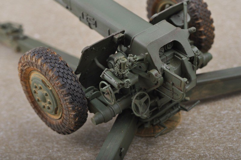 Trumpeter 02329 Soviet D-30 122mm Howitzer - Late Version 1/35 – imagen 14