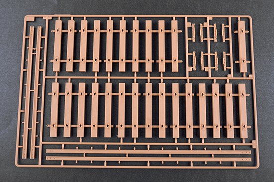 Trumpeter 00225 Wehrmachtslokomotive V188 1/35 – Bild 11