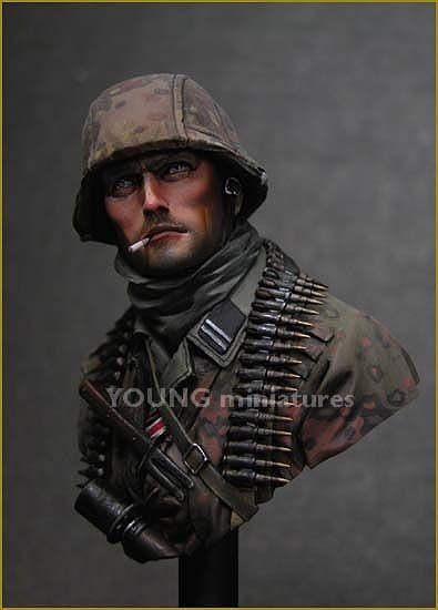 Young Miniatures YM1804 German Waffen SS Ardennes 1944 1/10 – immagine 2