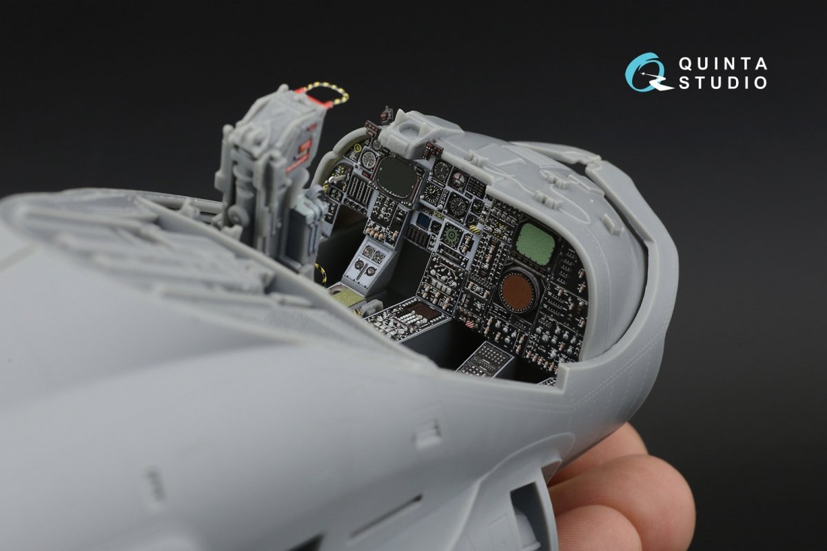 Quinta Studio QD32107 A-6E TRAM Intruder 3D-Printed &amp;amp; coloured Interior on decal paper (Trumpeter) 1/32 – imagen 6