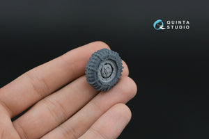 Quinta Studio QT35012 Dodge WC Family tire set with chains (Zvezda) 1/35 – image 4