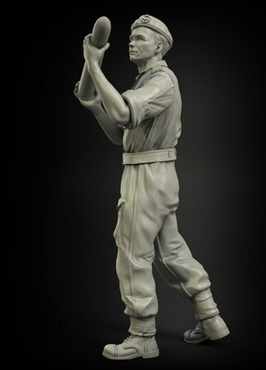 Panzer Art FI35-052 British RAC North Africa loading 75mm ammo soldier No.2 1/35 – zdjęcie 3