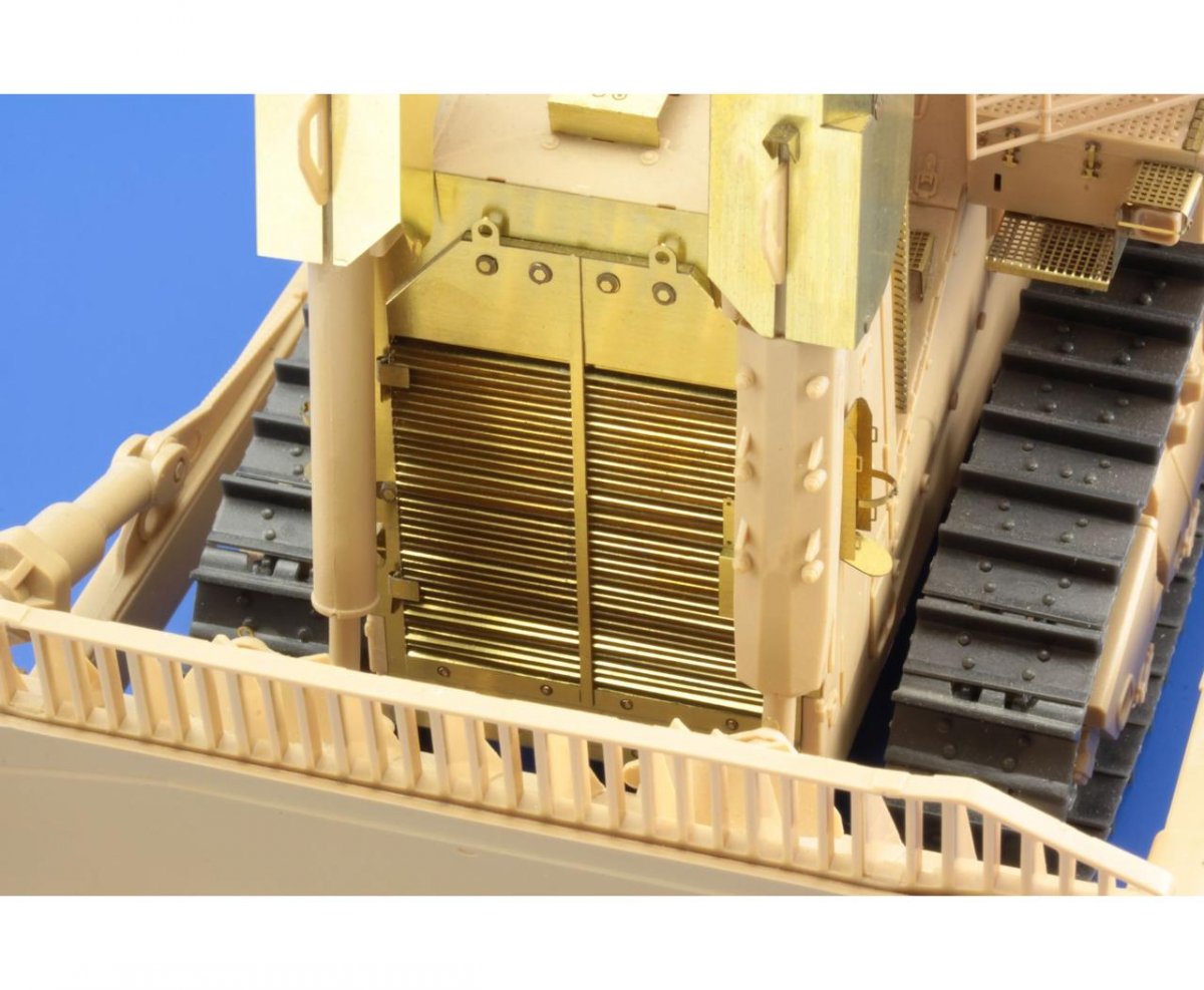 Eduard 36337 D9R Doobi w/ armor slats - cooling slats 1/35 Meng – imagen 5