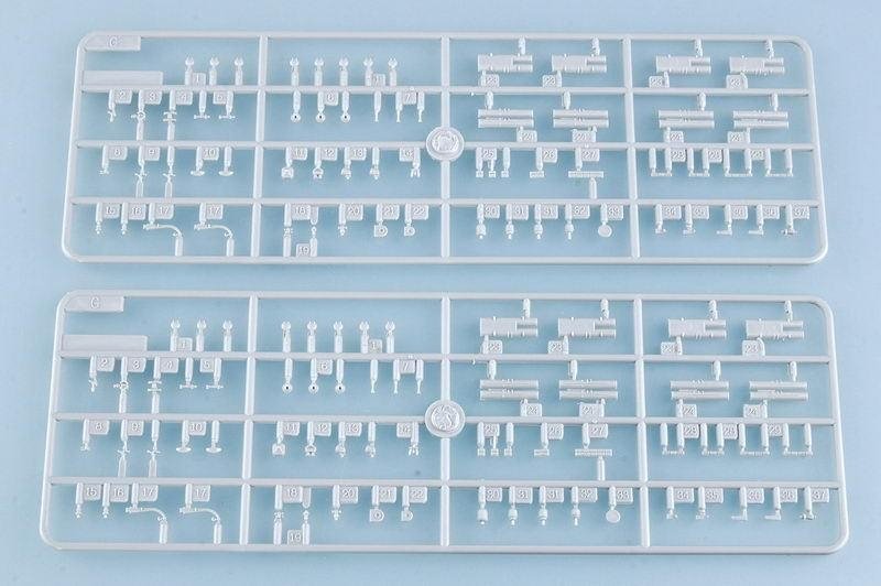 Trumpeter 05722 Russian Navy Marshal Ustinov 1/700 – immagine 8