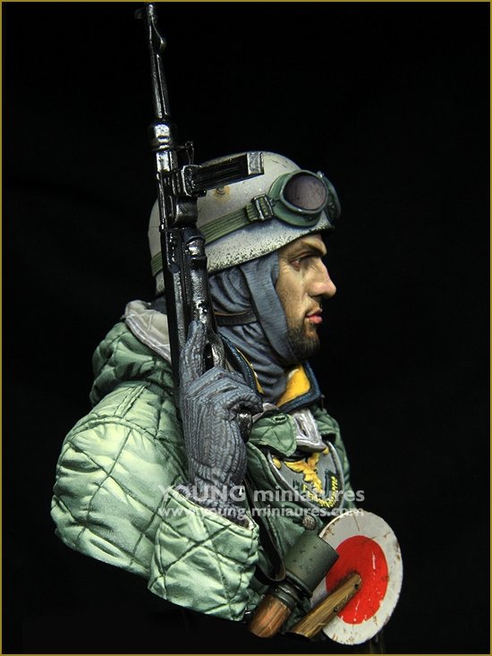 Young Miniatures YM1874 Fallschirmjäger allemand Eastfront 1943 1/10 – image 7
