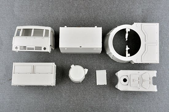 Trumpeter 01060 Russian 72V6E4 Combat Vehicle of 96K6 Pantsir -S1 ADMGS 1/35 – immagine 7