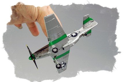 Hobby Boss 80230 P-51D Mustang 1/72 – immagine 6