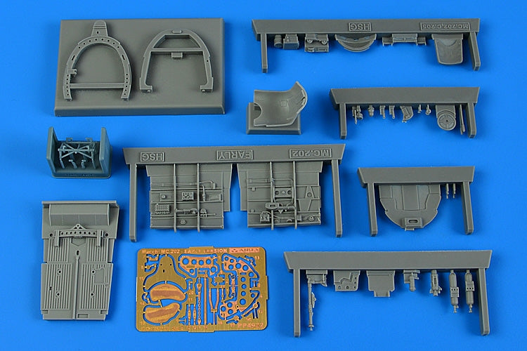Aires 4922 Macchi MC.202 cockpit set - early v. Hasegawa 1/48