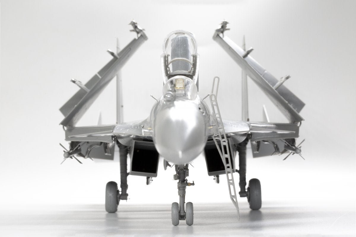 MiniBase 8001 SU-33 Flanker-D 1/48 – zdjęcie 22