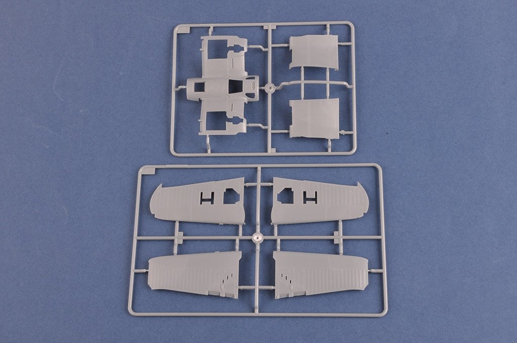 Hobby Boss 80384 F4U-1D Corsair 1/48 – immagine 4