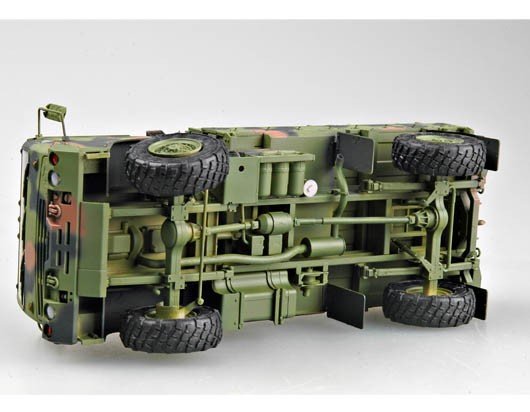 Trumpeter 01004 M1078 Light Medium Tactical Vehicle (LMTV) Standard Cargo Tru 1/35 – Bild 8