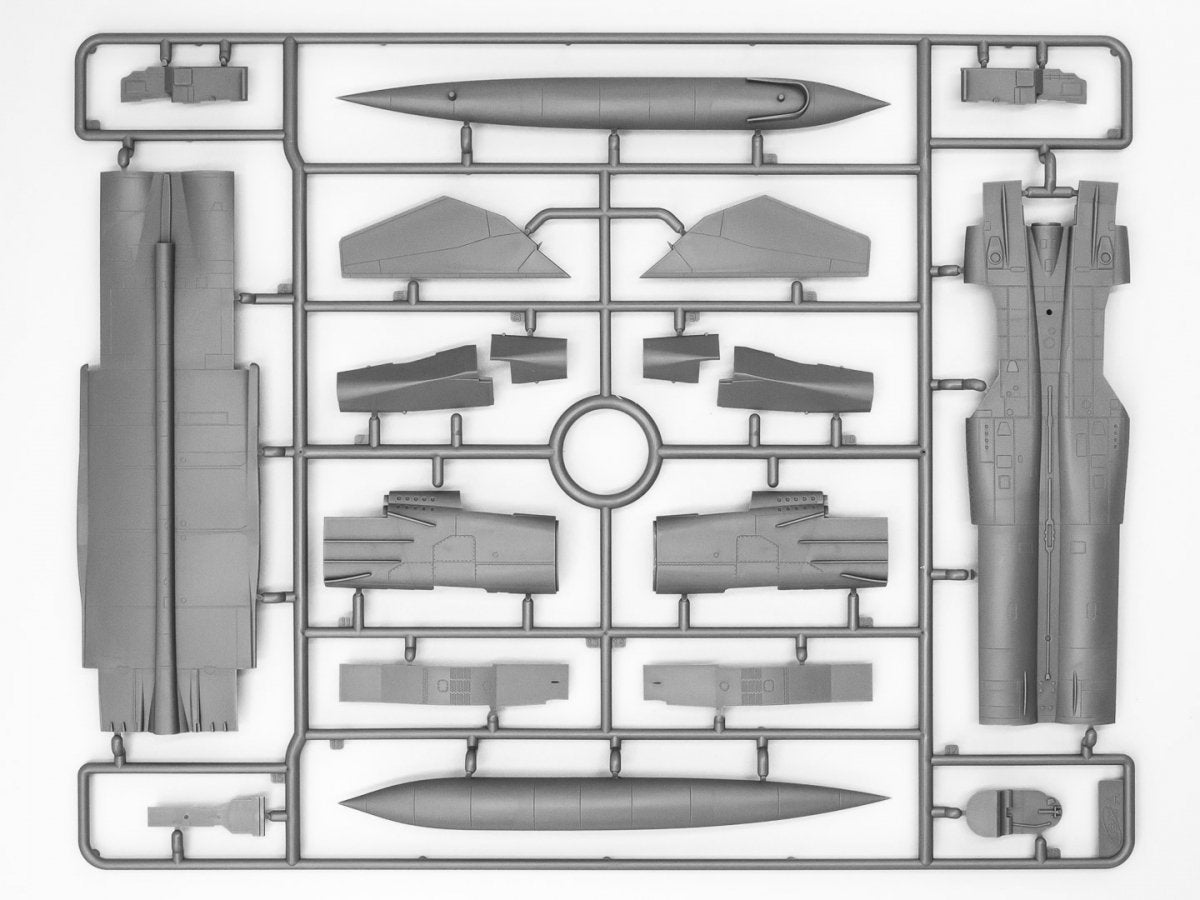 ICM 72178 MiG-25PU Soviet Training Aircraft 1/72 – Bild 9