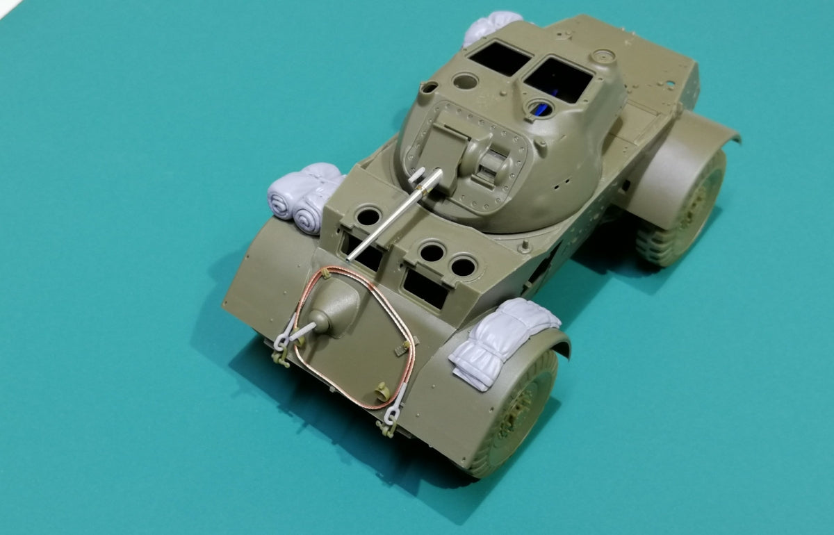 Eureka XXL ER-3570 Upgrade &amp;amp; Stowage Set for T17E1 Staghound (Bronco) 1/35 – immagine 11