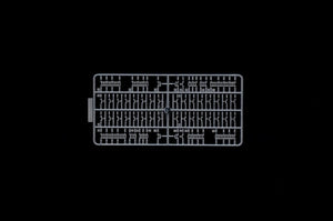 Italeri 7077 Sd.Kfz. 251/8 AMBULANCES 1/72 – image 9