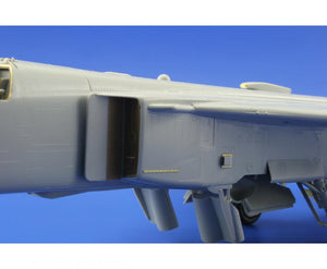 Eduard 48695 Su-24M Fencer D extérieur 1/48 Trumpeter  – image 5