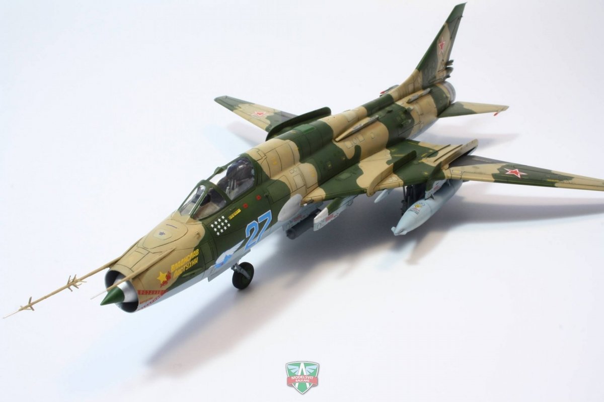 Maquette Modelsvit 72047 Su-17M3 chasseur-bombardier avancé 1/72 – image 2