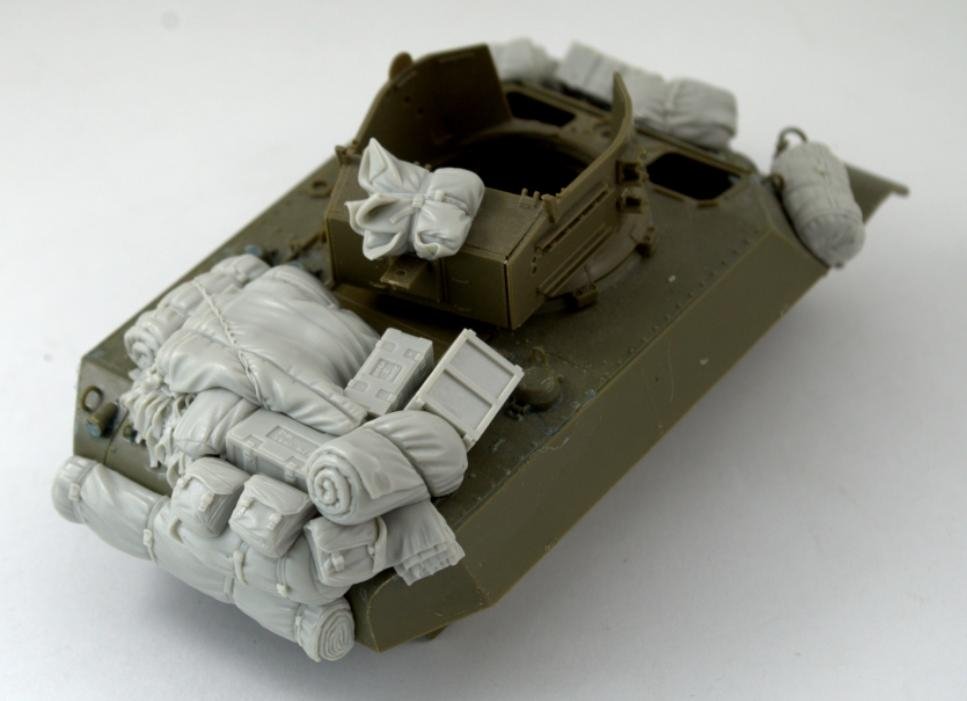 Panzer Art RE35-471 Stowage set for M3A3 “Stuart” V (British Army) 1/35 – imagen 3