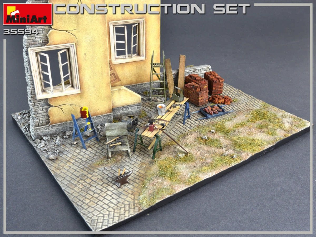 MiniArt 35594 Construction Set Kit: Ladders, Table, Buckets, Bricks, Cart, Anvil, Beams, Jack Stand &amp;amp; Tools 1/35 – imagen 6