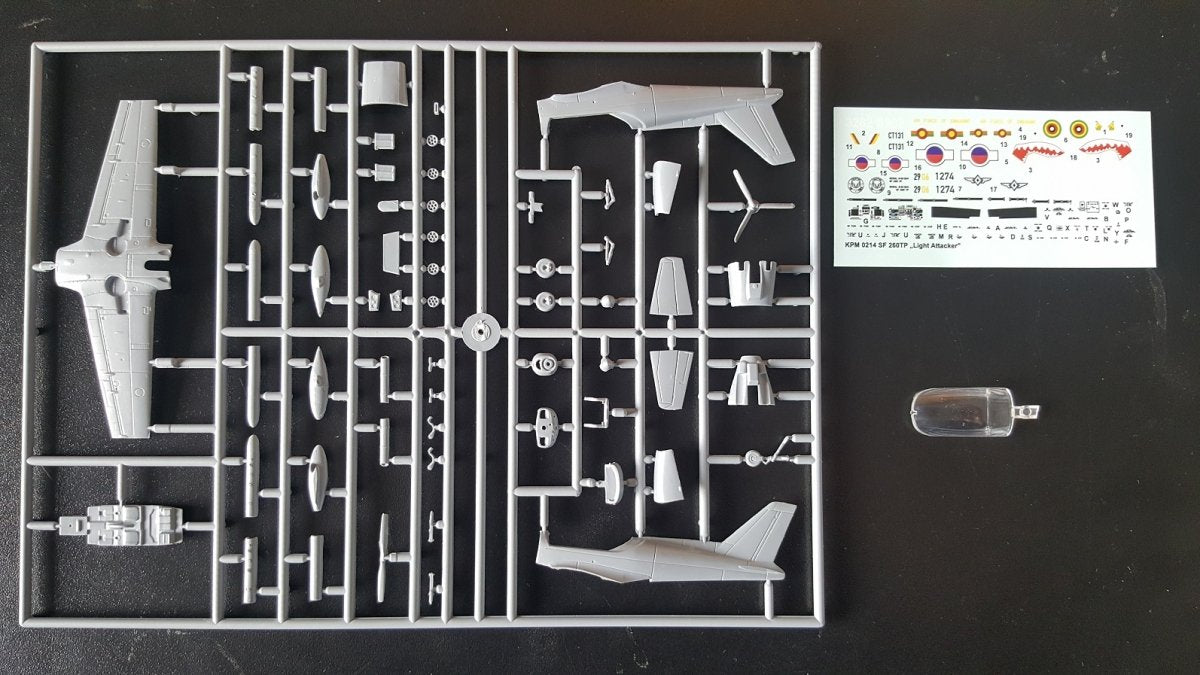 Kovozavody Prostejov KPM0214 SIAI SF-260TP Attaquant léger 1/72 – image 3