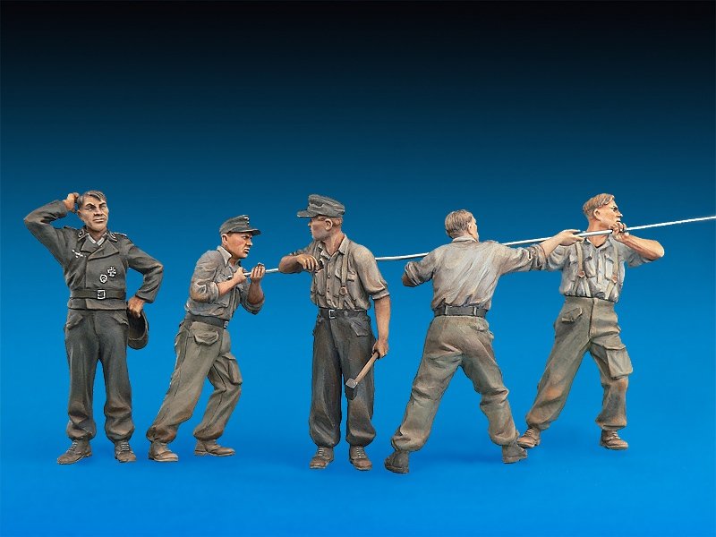 MiniArt 35285 GERMAN TANK CREW AT WORK. SPECIAL EDITION 1/35 – Bild 2