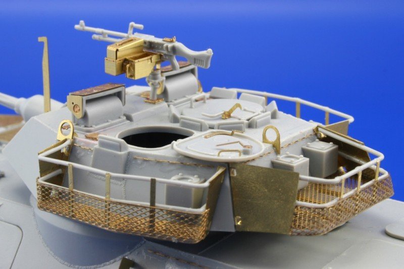 Eduard 36087 ASLAV-25 RV 1/35 Trumpeter – image 3