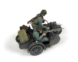 Zvezda 3717 Moto allemande Zündapp K800 avec side-car et équipage 1/35 – image 3