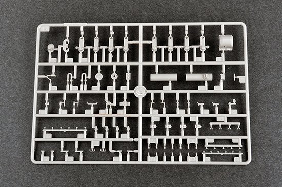 Trumpeter 09540 Pz.Kpfw.VI Ausf.E Sd.Kfz.181 Tiger I (Late Production) w/Zimmerit 1/35 – zdjęcie 11