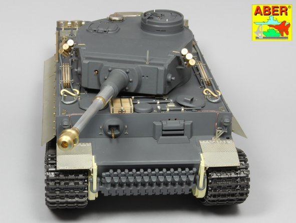 Aber 16K02 Pz.Kpfw. VI Ausf.E (Sd.Kfz.181) Tiger I – s.PzAbt. 501 in Tunisia 1/16 – Bild 3