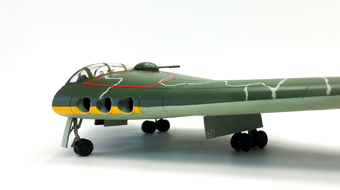 Modelcollect UA72221 Japanese Army Type Z - Long-Range Strategic Bomber 1/72 – image 4