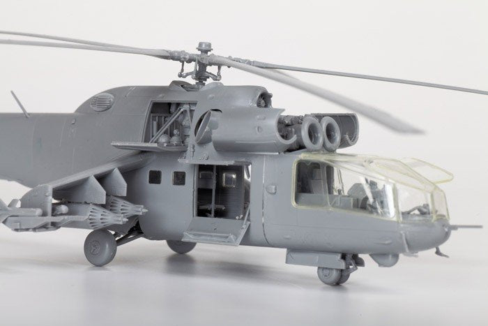 Zvezda 7273 MIL MI-24A HIND 1/72 – imagen 5