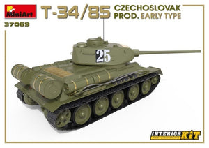 Miniart 37069 T-34/85 Production tchécoslovaque Type précoce 1/35 – image 2