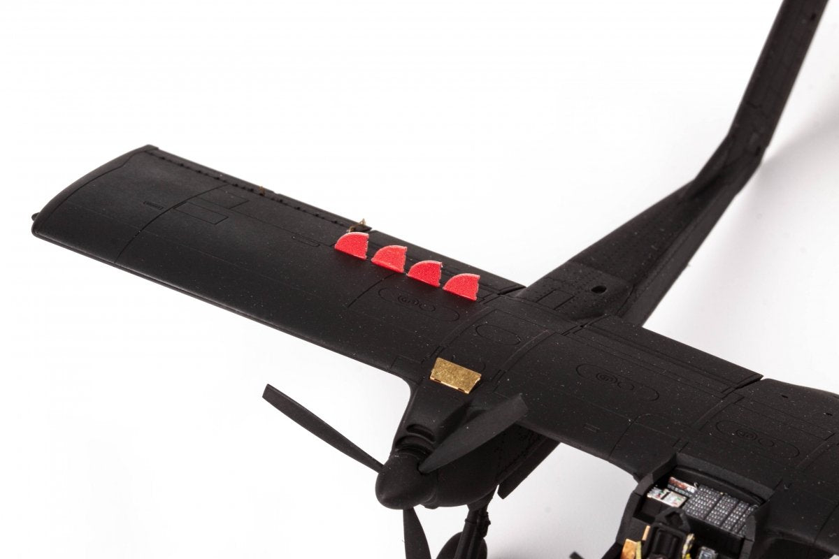 Eduard 73805 OV-10A ICM 1/72 – imagen 2