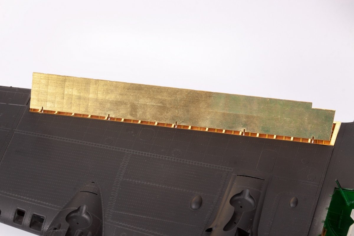 Eduard 481053 B-17F landing flaps HKM 1/48 – Bild 8