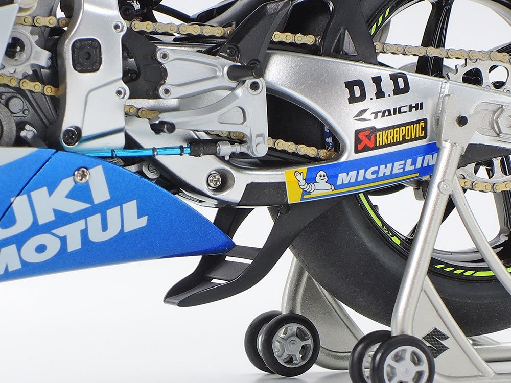 Tamiya 14139 Team Suzuki ECSTAR GSX-RR &amp;#39;20 1/12 – imagen 8