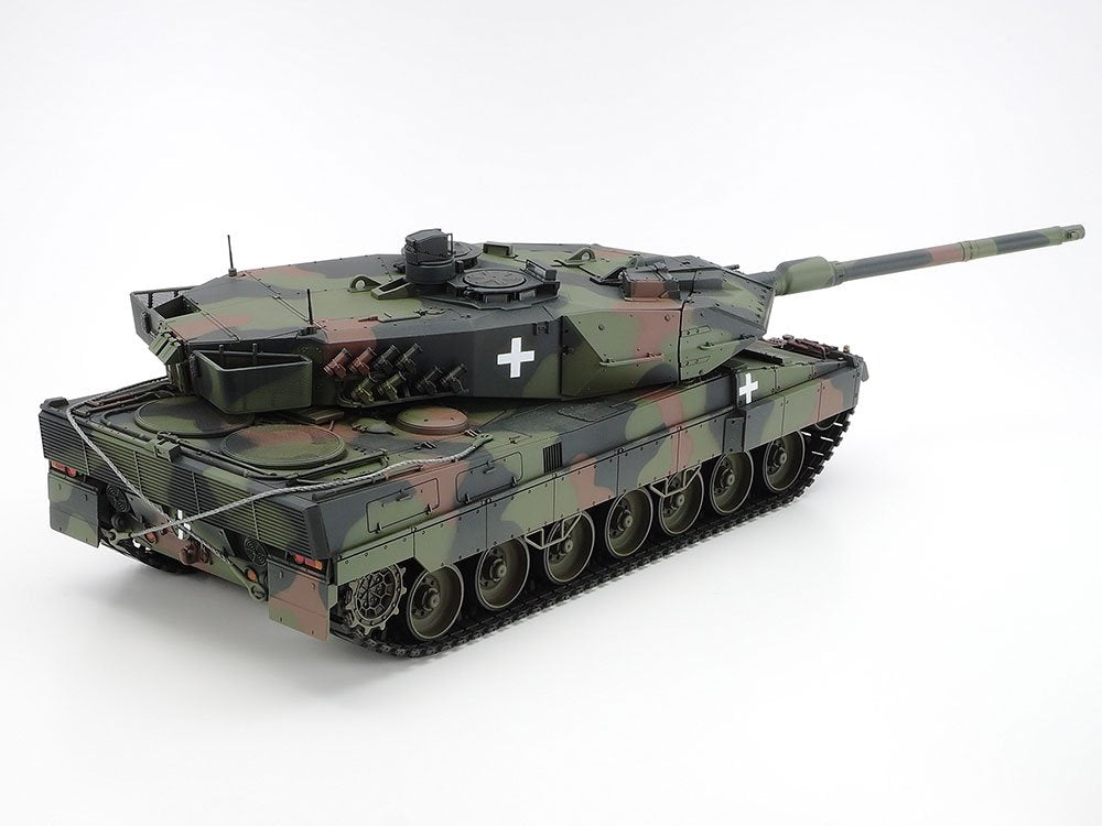 Tamiya 25207 Char Leopard 2A6 « Ukraine » 1/35 – image 3