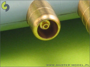 Master AM-32-020 Supermarine Spitfire E wing late - Hispano 20mm &amp;amp; .50cal in fairings 1/32 – imagen 5