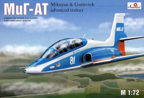 Modèle A 07239 Mikoyan-Guryewicz MiG-AT Avion d&amp;#39;entraînement avancé moderne russe 1/72