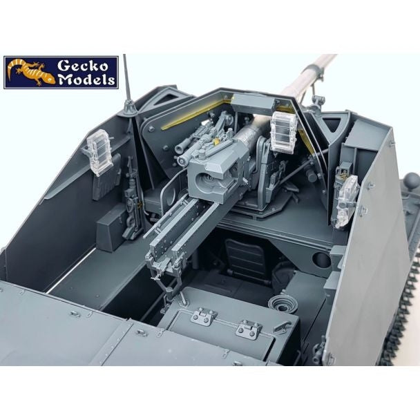 Gecko Models 16GM0010 PANZER JAGER II fur Pak 40 Sd.Kfz. 131 (Early Production) 1/16