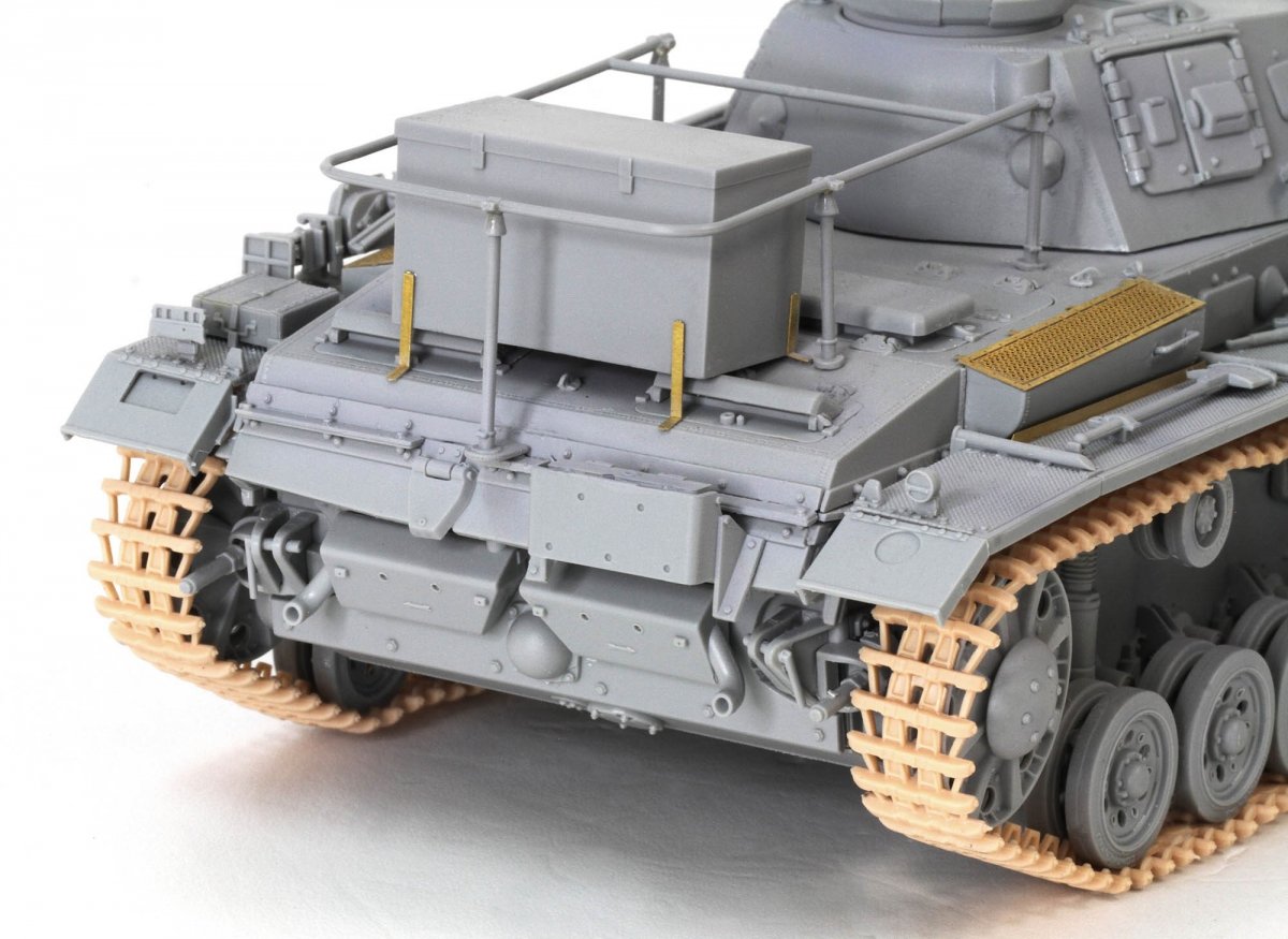 Dragon 6901 DAK Pz.Bef.Wg.III Ausf.H 1/35 – Bild 5